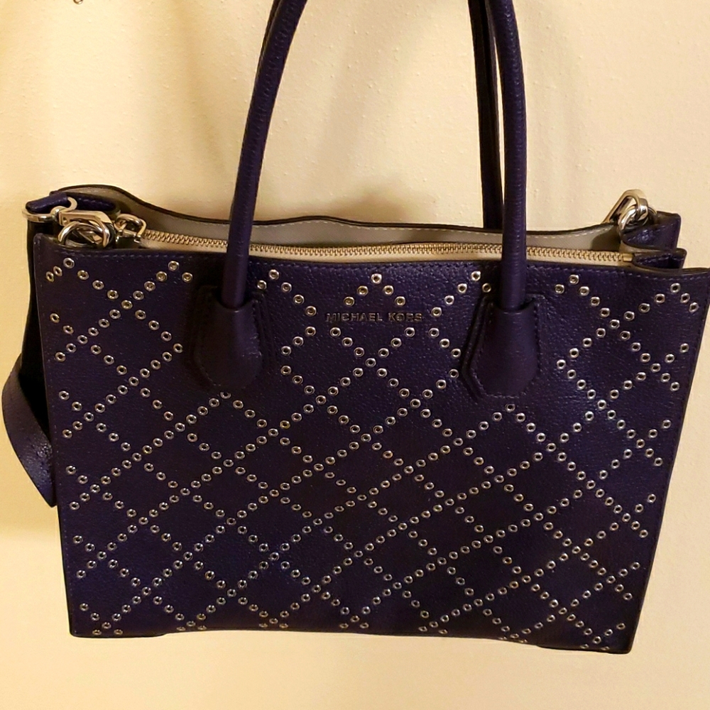 Hand bag